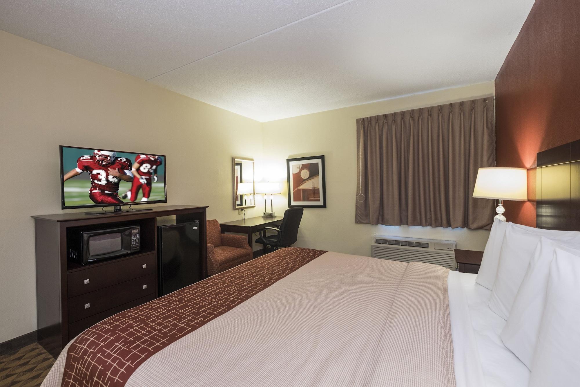 Red Roof Inn & Suites Cincinnati North-Мейсон Екстер'єр фото