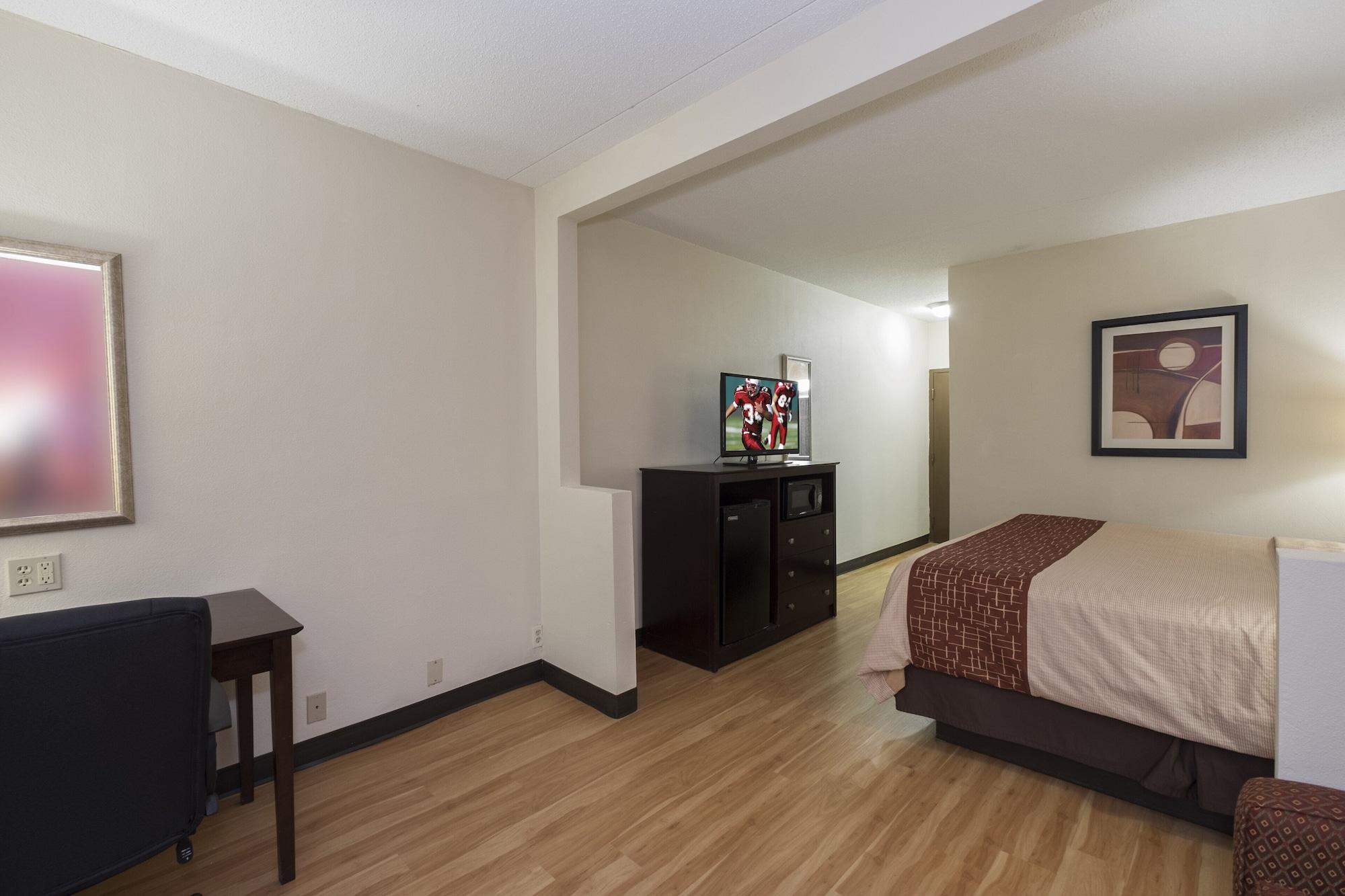 Red Roof Inn & Suites Cincinnati North-Мейсон Екстер'єр фото